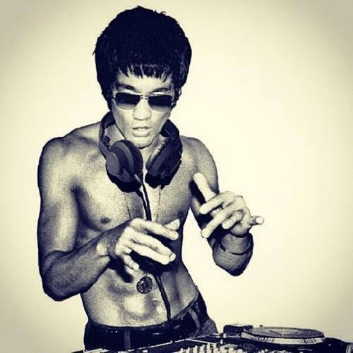 DJ